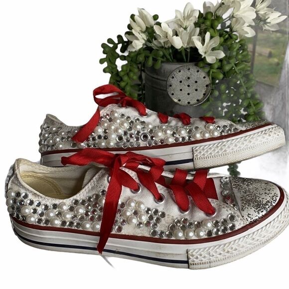 Converse Low Top Pearl Embellished Wedding Chucks Youth Size 3‎ - Picture 1 of 15